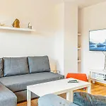 Cozy In With Kitchen 梅尔诺