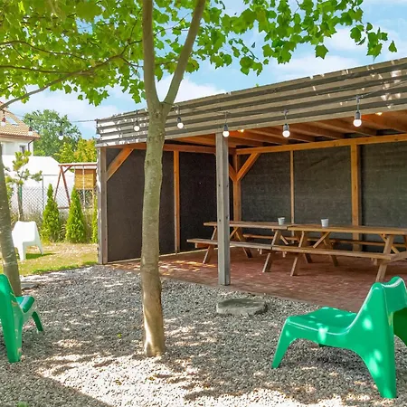 Cozy Home In Mielno With Kitchen Holiday home