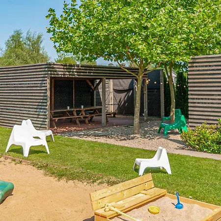 Cozy Home In Mielno With Kitchen Holiday home Mielno (Koszalin)