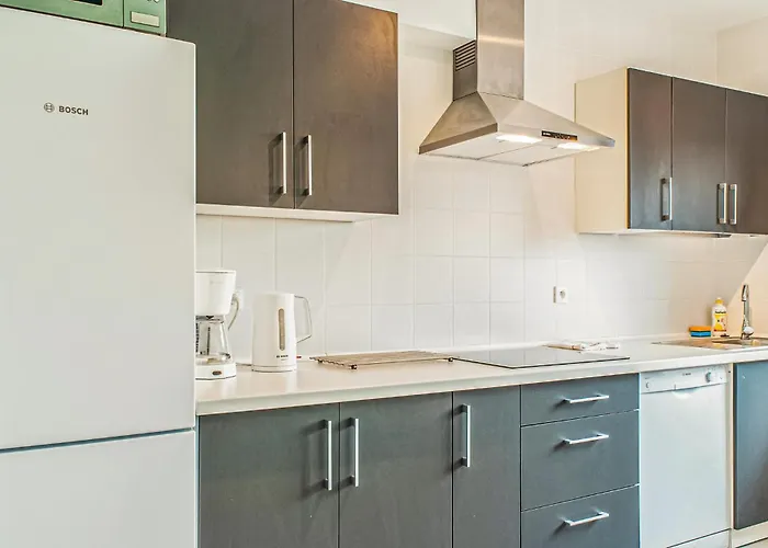 Дом отдыха Cozy In With Kitchen *