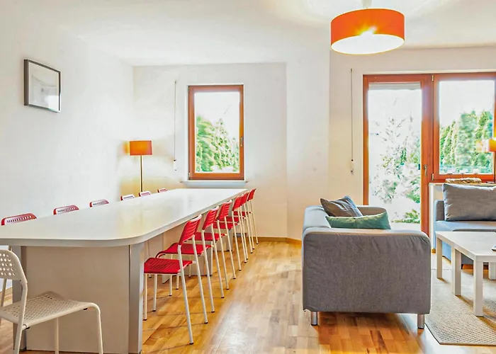 Дом отдыха Cozy In With Kitchen